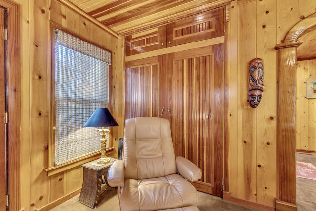 54865 Strong Dr, Idyllwild CA: https://media.crmls.org/mediaz/dd32d01d-61ea-4934-859f-8b97f3532351.jpg