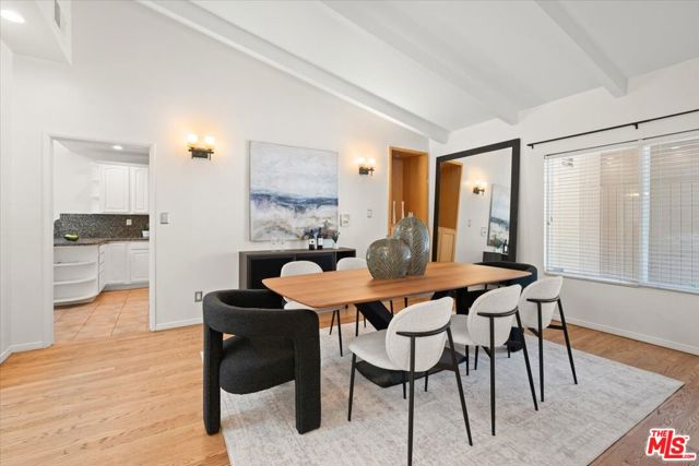 1220 N Norman Place, Los Angeles CA: https://media.crmls.org/mediaz/dd334fd1-1240-4346-b533-2c7aec3f0f87.jpg