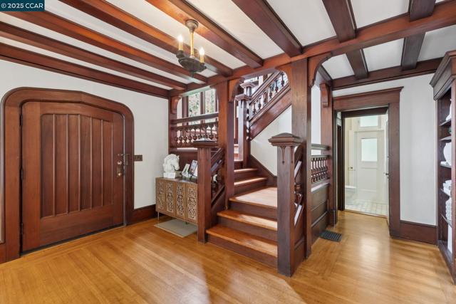 91 Tunnel Rd, Berkeley CA: https://media.crmls.org/mediaz/dd33f623-0c8d-4f5e-bea4-ed4b83a7f194.jpg