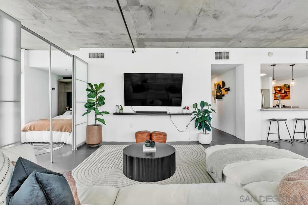 1080 Park Blvd - photo 16