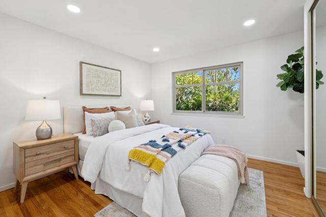 2985 Trousdale Drive, Burlingame CA: https://media.crmls.org/mediaz/dd3431bc-e6d5-42d2-a32e-23aca949bbfc.jpg