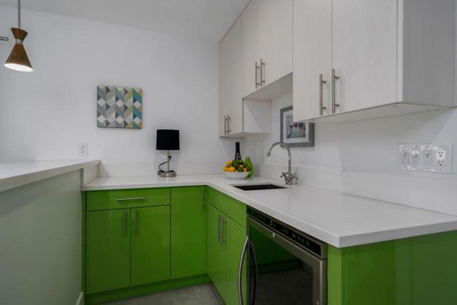 505 N Camino Real, Palm Springs CA: https://media.crmls.org/mediaz/dd3453cf-2bf3-4259-8fc2-6d4f74bc9b65.jpg