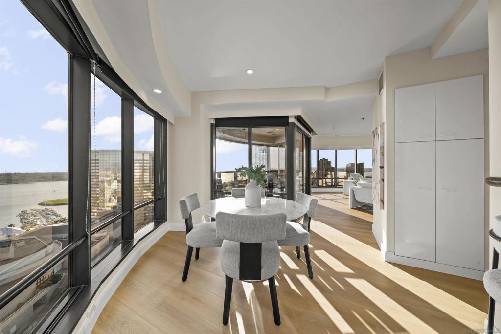 100 Harbor Dr - photo 16