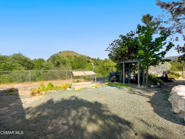 978 Main Street, Piru CA: https://media.crmls.org/mediaz/dd358be1-b119-44ff-9e5e-a6ed0f17ddad.jpg