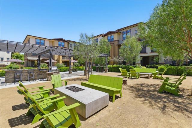 332 Marquetta Circle, Mountain View CA: https://media.crmls.org/mediaz/dd35f3b1-c49d-4d9a-9907-c069cf0593bd.jpg