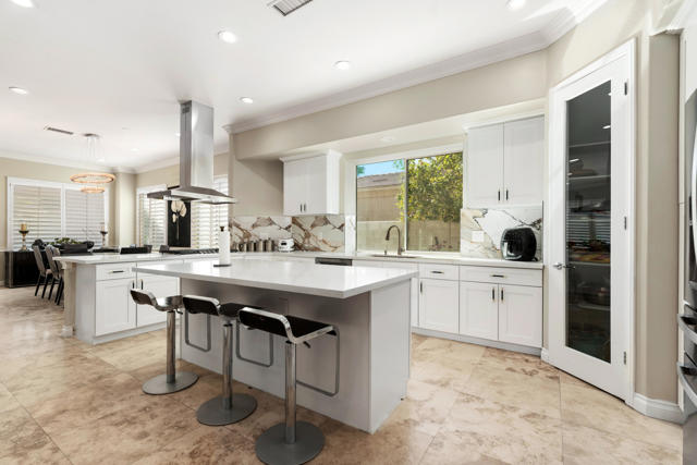 6 Voltaire Court, Rancho Mirage CA: https://media.crmls.org/mediaz/dd36719e-52fe-46f2-9af2-9c43c9cc8dea.jpg