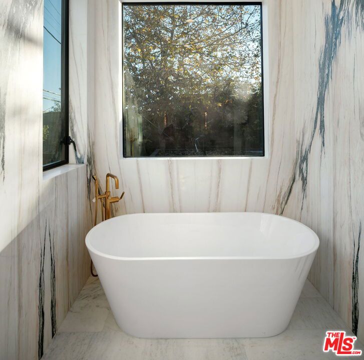 MLS #25558709 image #32