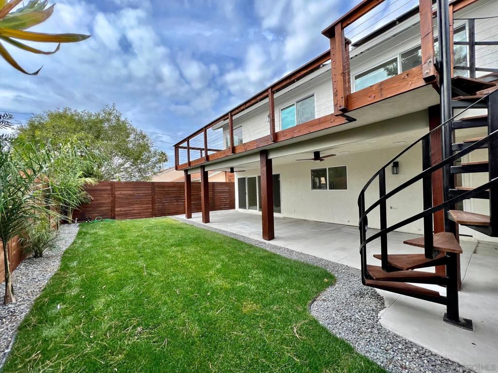 917 Woodlake Dr, Cardiff by the Sea, CA 92007