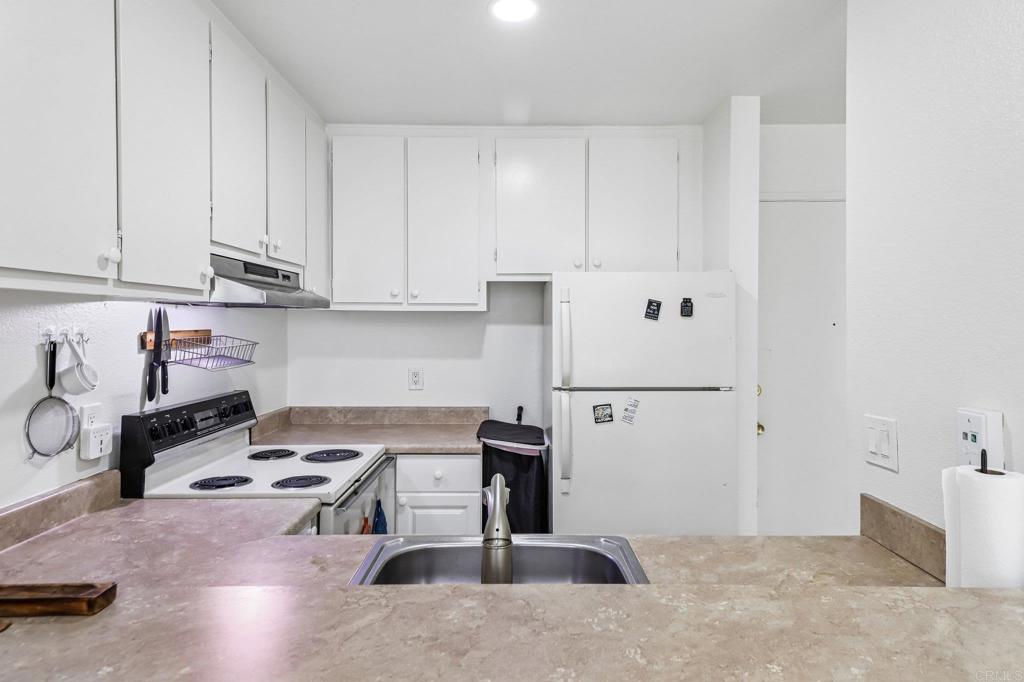 4060 Huerfano Avenue - photo 5