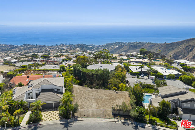 Drew Fenton | 16810 Glynn Drive Pacific Palisades CA | MLS: 7437023 Drew Fenton | 16810 Glynn Drive Pacific Palisades CA | MLS: 7437023