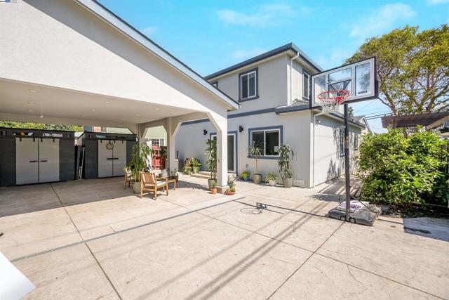 3254 Keith Ave, Castro Valley CA: https://media.crmls.org/mediaz/dd3e1415-5c50-4d36-aaca-5bab0240b1e7.jpg