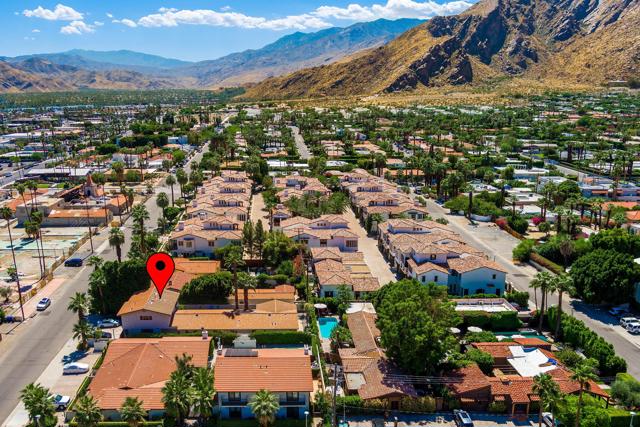 225 S Cahuilla Road, Palm Springs CA: https://media.crmls.org/mediaz/dd40275d-dcc7-4059-b042-c8f0a9f18b9b.jpg