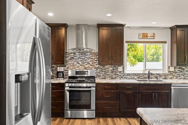 16710 Obispo Lane, San Diego CA: https://media.crmls.org/mediaz/dd406423-02ae-474a-a9b4-f4cb60fec046.jpg