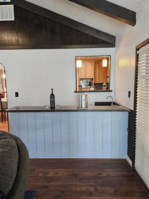 40575 Blacow Road, Fremont CA: https://media.crmls.org/mediaz/dd41a2f4-e03e-4952-854b-6668522b1731.jpg