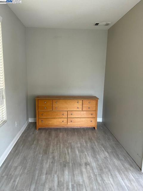 112 Gibson AVE, Bay Point CA: https://media.crmls.org/mediaz/dd42162c-ba09-450c-9f21-012dc52fc3b4.jpg