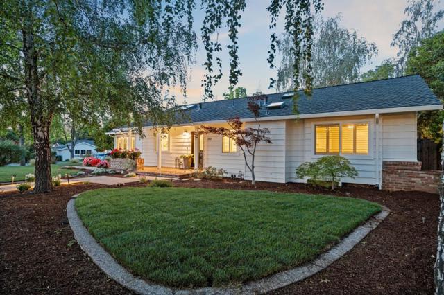140 Stonybrook Road, Los Gatos CA: https://media.crmls.org/mediaz/dd42b3f5-c7d1-4bca-9979-b602a9abff13.jpg