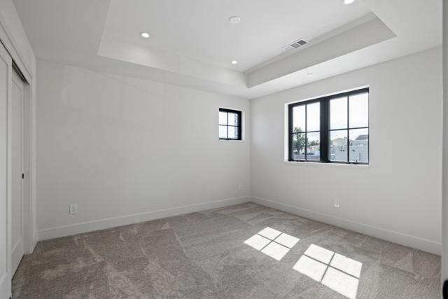 535 Creekside Court, Half Moon Bay CA: https://media.crmls.org/mediaz/dd431383-66ed-43d3-b0b3-087d75bdaba2.jpg