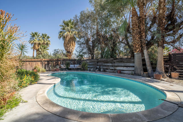 44841 San Jacinto Avenue, Palm Desert, CA 92260