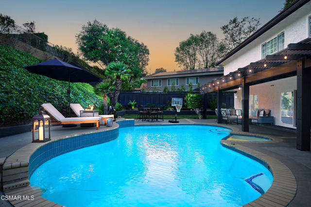 1841 Fallview Road, Westlake Village CA: https://media.crmls.org/mediaz/dd43a72f-769d-419a-888c-e95a29cf3c86.jpg