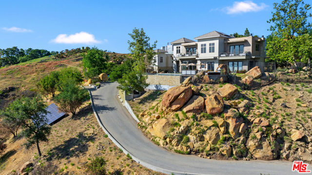 5 Bed Home for Sale in Malibu, California