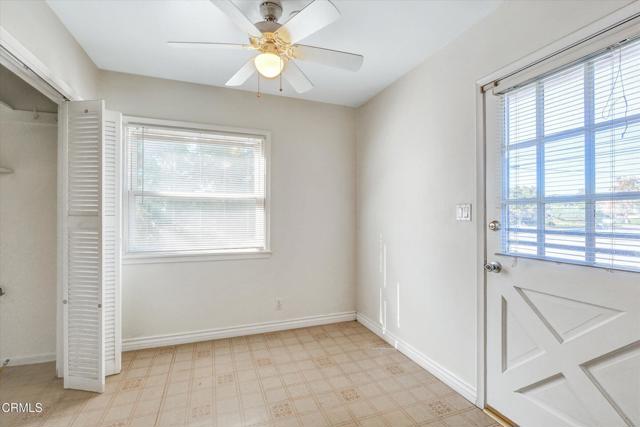 Detail Gallery Image 15 of 33 For 3557 Burritt Way, Glendale,  CA 91214 - 3 Beds | 2 Baths