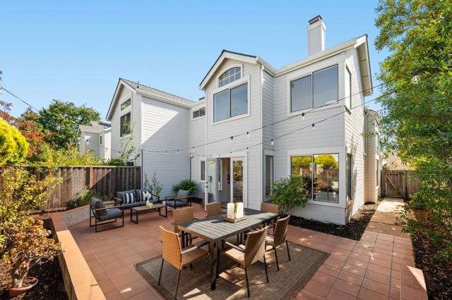 445 Mcdonnel Road, Alameda CA: https://media.crmls.org/mediaz/dd443615-71df-4c31-9095-ee585aac2b54.jpg
