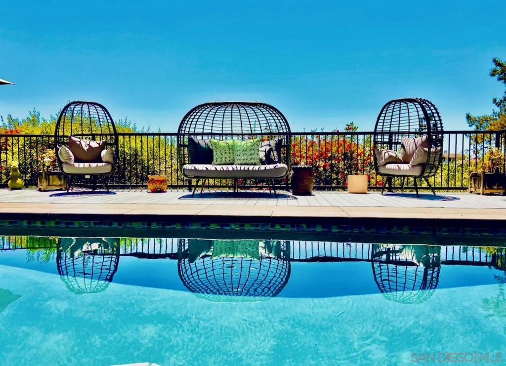 MLS #250029610SD image #10