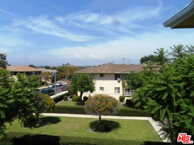 4048 Abourne Road, Los Angeles CA: https://media.crmls.org/mediaz/dd46507d-355a-420f-94ca-1bdaaf083322.jpg