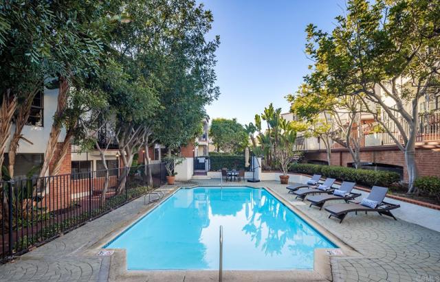 Detail Gallery Image 21 of 23 For 2630 Pirineos Way #14,  Carlsbad,  CA 92009 - 2 Beds | 2 Baths