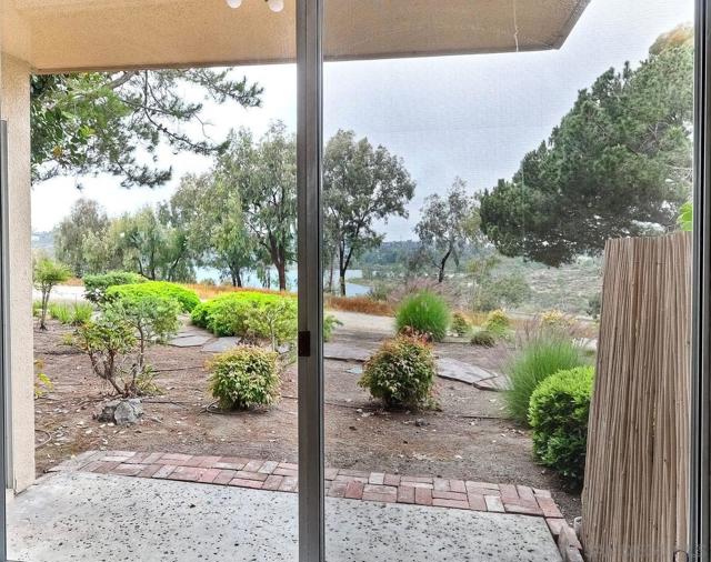 5710 Baltimore Dr, La Mesa CA: https://media.crmls.org/mediaz/dd469b16-c14f-4b29-8d45-f2ecbeeaa626.jpg