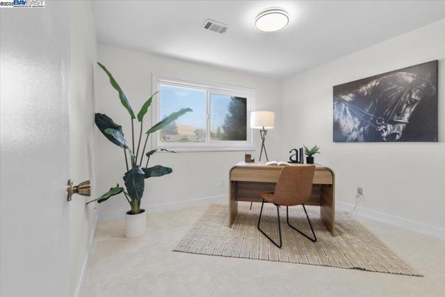 8351 Mulberry Pl, Dublin CA: https://media.crmls.org/mediaz/dd476709-45d5-4574-a576-b8e19c2607d8.jpg