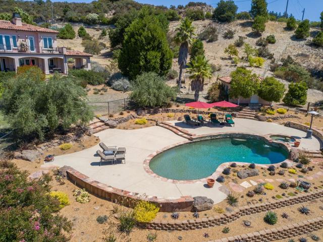 2053 Weston Road, Scotts Valley CA: https://media.crmls.org/mediaz/dd482990-6cbf-4845-bfad-27127af686a8.jpg