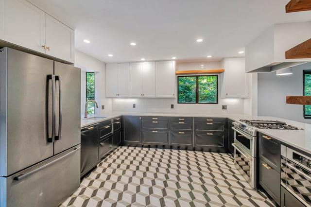 345 Mcgaffigan Mill Road, Boulder Creek CA: https://media.crmls.org/mediaz/dd488199-1e27-469d-9c61-8e52454a7d65.jpg