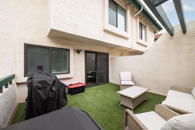 1415 Summit Drive, Chula Vista, California 91910, 2 Bedrooms Bedrooms, ,2 BathroomsBathrooms,Townhouse,For Sale,Summit Drive,240011942SD