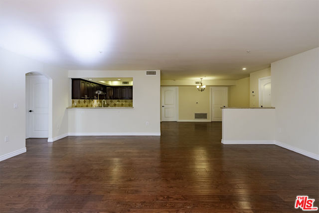 Image 2 for 4822 Elmwood Ave #104, Los Angeles, CA 90004