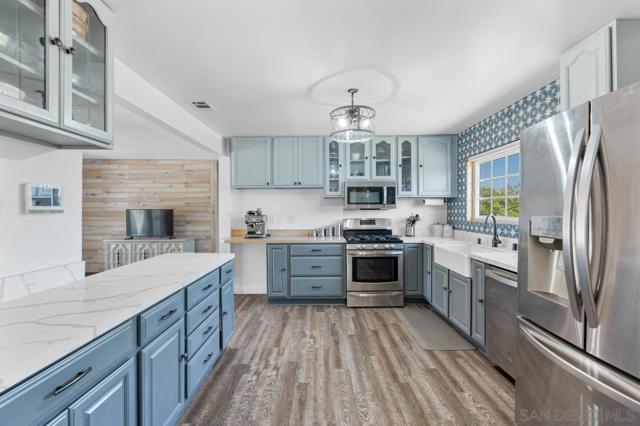 9476 Terrywood Road, Santee CA: https://media.crmls.org/mediaz/dd4980ee-c7f7-4471-8623-a35de79075d8.jpg