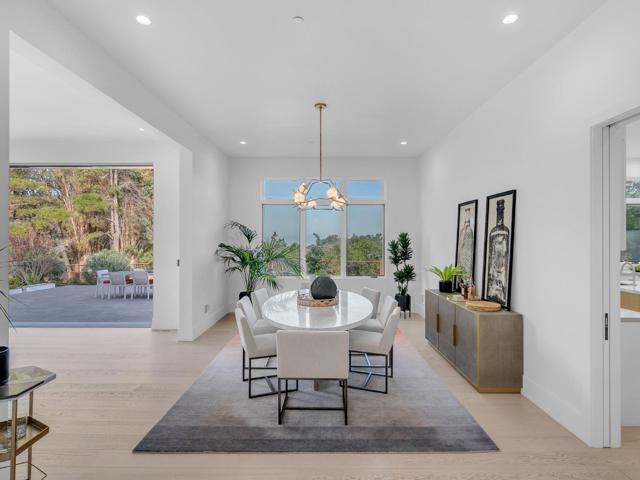 60 Glengarry Way, Hillsborough CA: https://media.crmls.org/mediaz/dd49df71-e427-4ee5-8f68-d54d74565d36.jpg