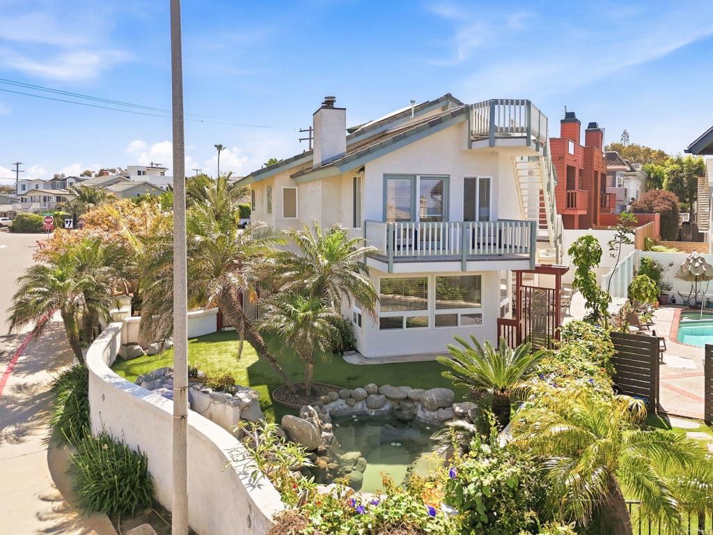 2438 Ocean Street - photo 2