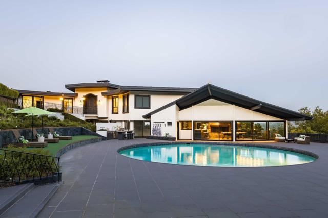 835 La Honda Road, Woodside CA: https://media.crmls.org/mediaz/dd4ae6d7-243e-48d0-a04a-655d93529fd8.jpg