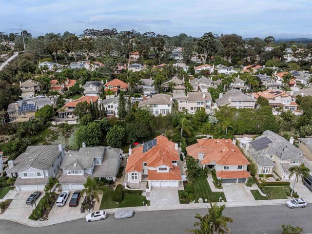 4436 Heritage Glen, San Diego CA: https://media.crmls.org/mediaz/dd4b2b7d-363d-4172-b9a3-279fe121a240.jpg