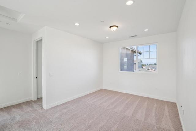607 Santa Ynez Way, Marina CA: https://media.crmls.org/mediaz/dd4be271-270d-4f9b-bec8-22f0be573af9.jpg