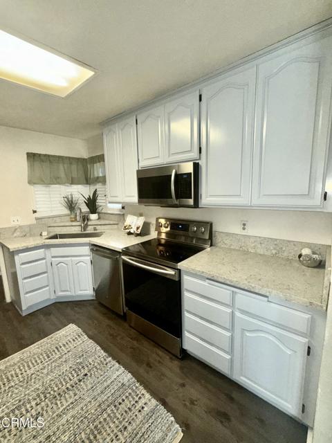 300 Penitenti, Fort Bragg CA: https://media.crmls.org/mediaz/dd4c181c-face-4c85-8cbc-ca7b450e95c0.jpg