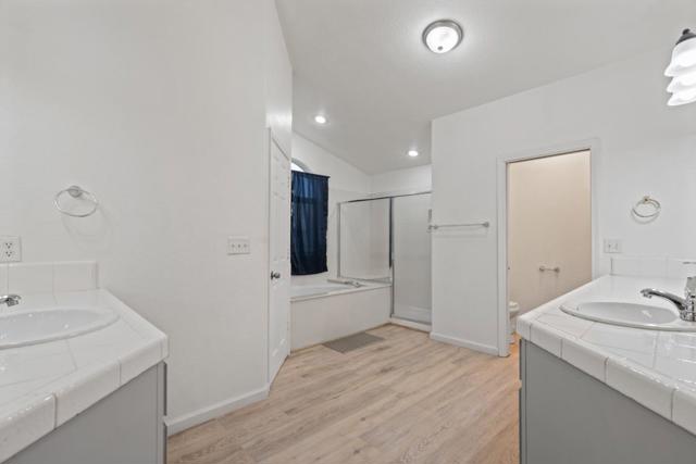 1697 Via Milano Drive, Gustine CA: https://media.crmls.org/mediaz/dd4e18f9-f67e-4880-bb6f-91a1890d4d54.jpg