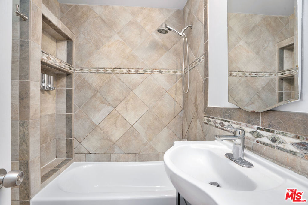 MLS #26845207 image #24
