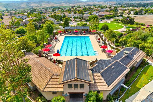 1120 Championship Rd, Oceanside CA: https://media.crmls.org/mediaz/dd500b68-45d4-4770-9ace-7e1d4db247b8.jpg