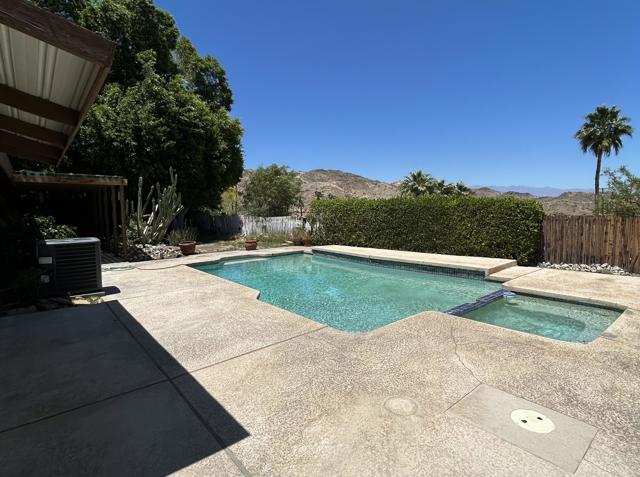 68284 Terrace Road, Cathedral City CA: https://media.crmls.org/mediaz/dd50e69b-12b3-48f6-a29d-e4e60bf9f032.jpg