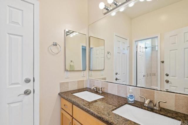 Detail Gallery Image 12 of 20 For 324 Park Way #3,  Chula Vista,  CA 91910 - 3 Beds | 2/1 Baths