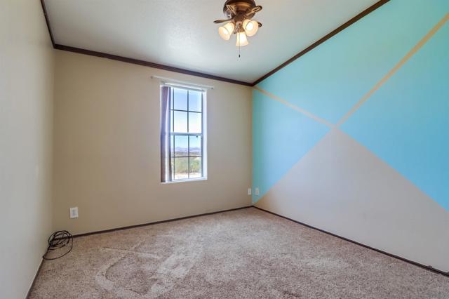 1696 Mary Joe Ln, Boulevard CA: https://media.crmls.org/mediaz/dd51f71e-157f-491b-aed1-3fb8b356afcd.jpg