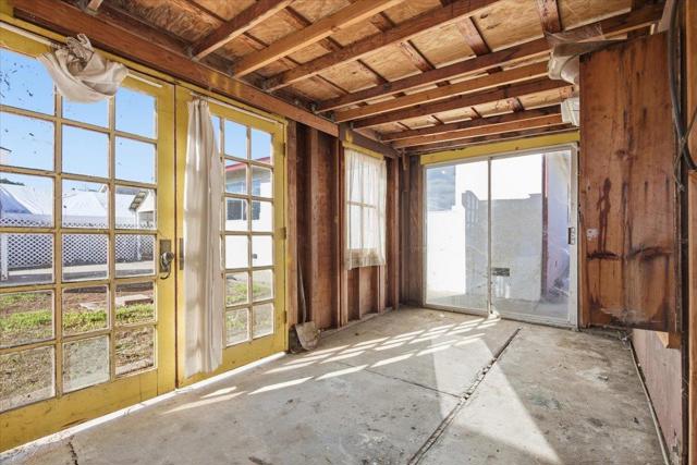 236 S Claremont Avenue, San Jose CA: https://media.crmls.org/mediaz/dd5264a4-d8a4-4f20-a098-e7c562b528e0.jpg