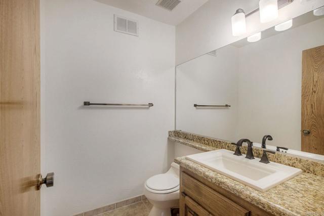1650 Elevado Road, Vista CA: https://media.crmls.org/mediaz/dd52c46a-be66-4ff5-9d8f-531131b45261.jpg
